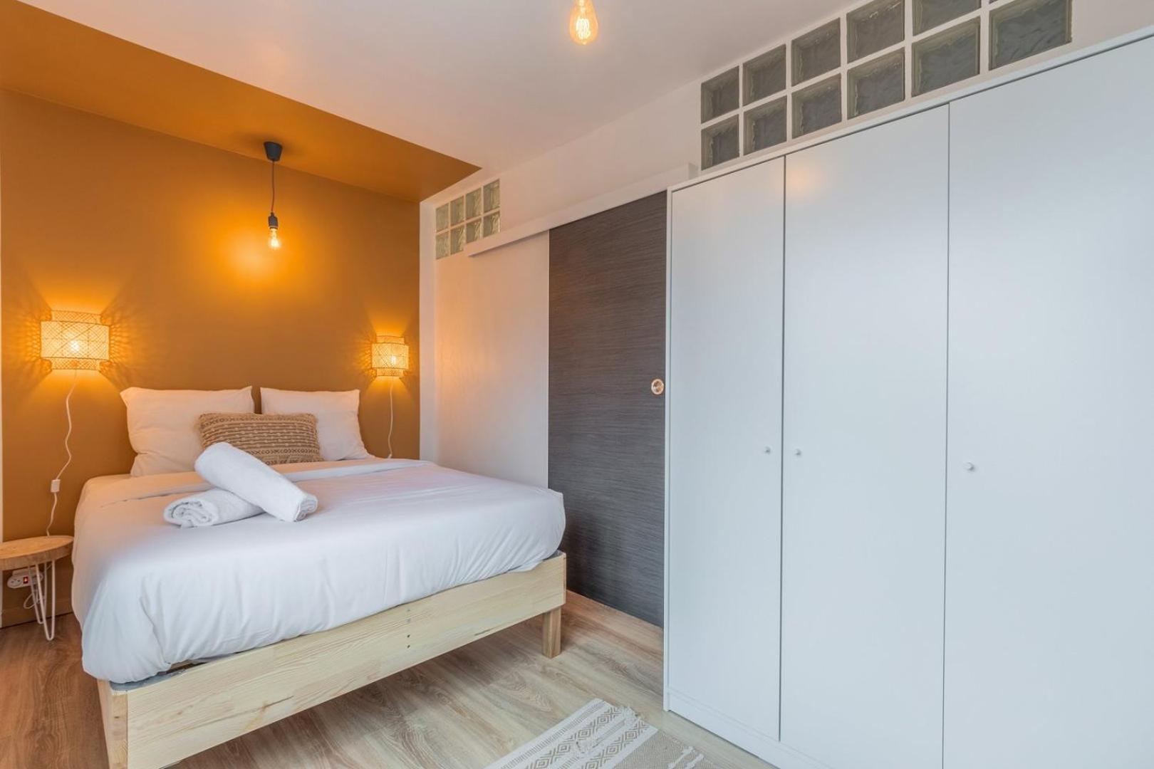 Renovated 2-Bedroom Duplex Near Metro. Lille Kültér fotó